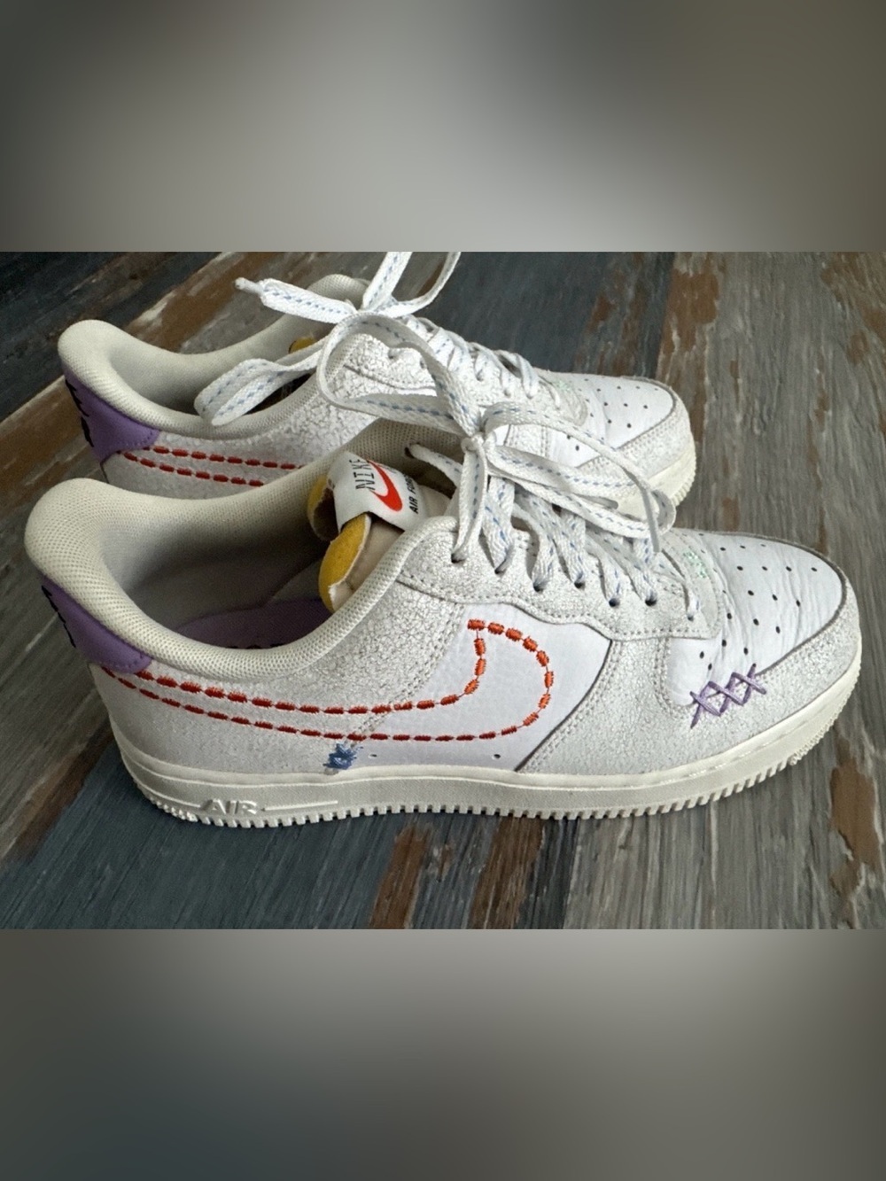 Nike Air Force 1 Shoes '07 SE Womens 8 White Orange Stitch 101 Athletic Sneakers